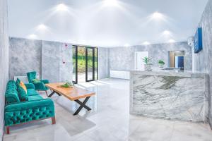 Istumisnurk majutusasutuses Villaggio Mirzaani Resort