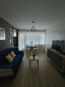Fotografia z galérie ubytovania Appartement lumineux 2 chambres avec parking et Wifi proche tous commerces v destinácii Besançon
