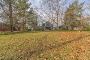 Κήπος έξω από το Stunning Views of Lake Michigan - Beautiful Home