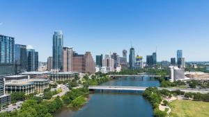 Nespecifikovaný výhled na destinaci Austin nebo výhled na město při pohledu z hotelu
