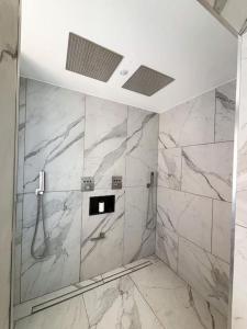 Ένα μπάνιο στο Appartement 50m2 spa privé