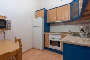 Η κουζίνα ή μικρή κουζίνα στο Casa Fefa +16 φωτογραφίες