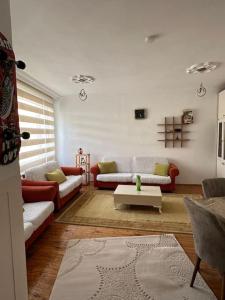 Fotografie z fotogalerie ubytování Antalya Merkezde Geniş Daire-Large apartment in Antalya center v destinaci Antalya