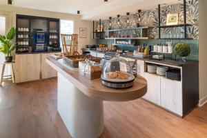 Cucina o angolo cottura di Best Western Bourgoin Jallieu
