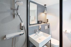 Bagno di Best Western Bourgoin Jallieu