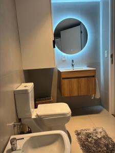 Koupelna v ubytování Apartamento de LUJO en Pocitos - Rambla - Playa - Shopping - Wtc