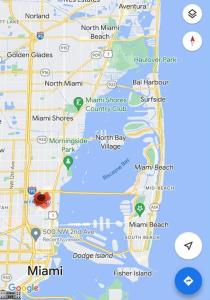 un mapa de la playa norte principal y del puerto principal en Queen bedroom in best Location! - Private Parking, Laundry and Drop Off Lugagge, en Miami
