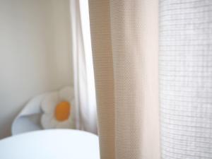 Una cama o camas en una habitación de 綠島-宏發民宿HongFa Homestay