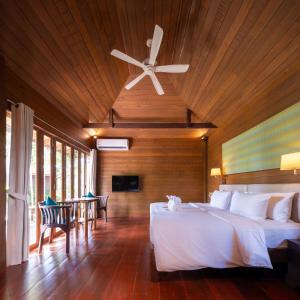 Postel nebo postele na pokoji v ubytování GajaPuri Resort Koh Chang