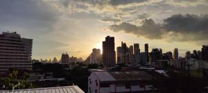 Nespecifikovaný výhled na destinaci Bangkok nebo výhled na město při pohledu z apartmánu