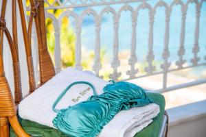 Fotografie z fotogalerie ubytování Mare Nostrum Seafront Apartment, by ZanteWize v destinaci Zakynthos Town