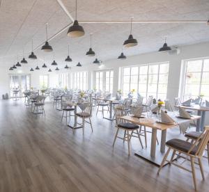 Restaurace v ubytování Hotel Skovpavillonen