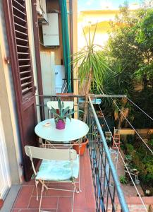 En balkong eller terrasse på The Florence Nest