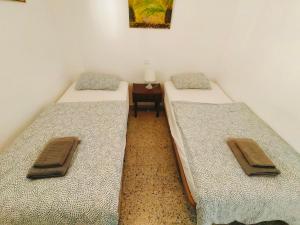 Posteľ alebo postele v izbe v ubytovaní Nerja Sun Apartment Bahía