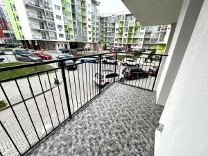 Balkón alebo terasa v ubytovaní OSapart Nice apartment in a complex Great Britain