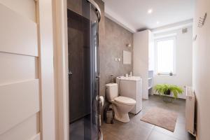 Koupelna v ubytování Apartamenty przy Parku