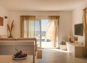 Μια τηλεόραση ή/και κέντρο ψυχαγωγίας στο Villa Don - Ionian Villa Collection
