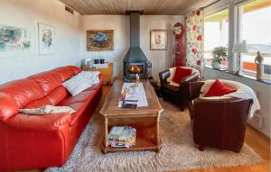 Χώρος καθιστικού στο Stunning Home In Orsa With Kitchen