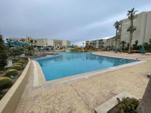 Bazén v ubytování Folla Monastir Palm Lake Resort nebo v jeho okolí