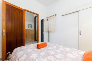 Postel nebo postele na pokoji v ubytování YourHouse Petita, beach house in Majorca North