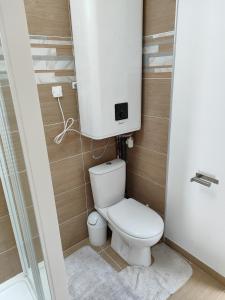 Photo de la galerie de l'établissement studio independant avec jardin au calme, à Neuilly-Plaisance