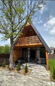 Το κτήριο όπου στεγάζεται  το διαμέρισμα