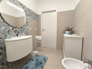 DanysHome Circe vista mare tesisinde bir banyo