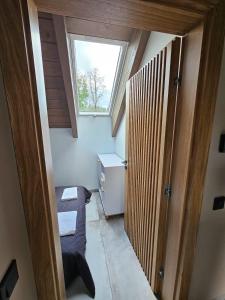 Ένα μπάνιο στο Dom w Czerwonej Dolinie Haus im Roten Tal Seidorf Sosnówka` +87 φωτογραφίες