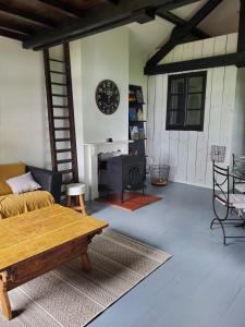 Gallery image of Maison du Lac avec jacuzzi privatif en option in Rouffignac Saint-Cernin