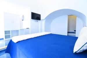 Postel nebo postele na pokoji v ubytování Blue View Luxury Rooms