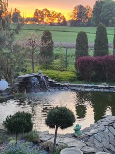 Vonkajšia záhrada v ubytovaní Liwa Garden Krzywa 11