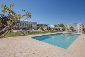 Piscina di Extravacanza Polignano a Mare o nelle vicinanze