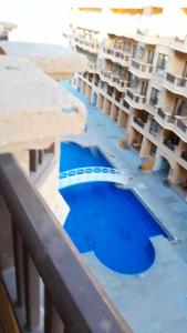 A piscina em ou perto de Turtles beach resort hourghada studio view sea view pool private beach jacuzzi security air-conditioned Cafe restaurant on the beach and a large sunny balcony