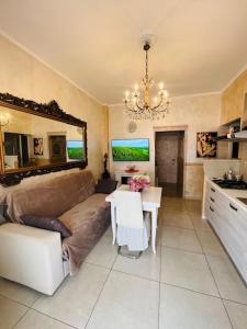 Gallery image of casa dell'artista in Lido di Ostia +37 photos