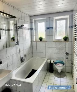 Phòng tắm tại Feriendomizil zur Hessel