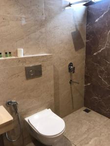 Koupelna v ubytování Hampton Hotel - 100 mt from Golden Temple