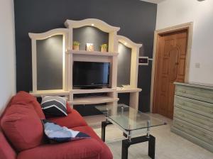 Телевизор и/или развлекательный центр в Ta' Marija Home