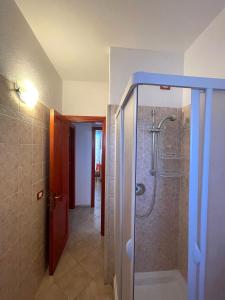Koupelna v ubytování Casa I Corbezzoli - Paduledda - Isola Rossa + 39 fotografií