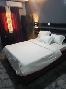 Gallery image of Sunrise Center Bonapriso 111 in Douala