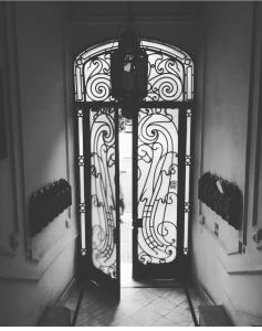 Imagen de la galería de Modern Retro Overlooking CityCenter Room, en El Cairo