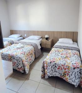 Zimmer mit 2 Betten in der Unterkunft Malta Hotel in Ilha Solteira