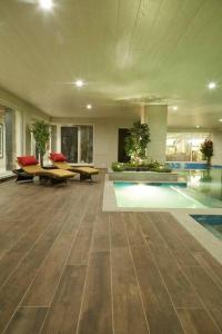 Πισίνα στο ή κοντά στο The Loft Grande
