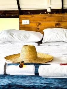 Glamping Chalet Deluxe cerca al centro de Villa de Leyva - By Serena Morena客房内的一张或多张床位
