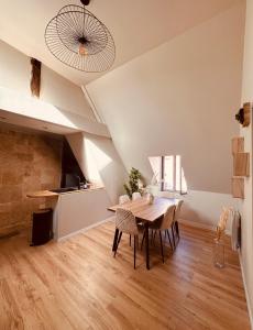 Fotografie z fotogalerie ubytování Cocon Bohème & Travertin v destinaci Joigny