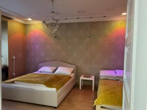 Una cama o camas en una habitación de Life & Work in Belgrade Centre with FREE parking!