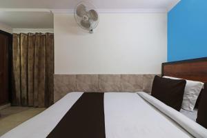 Afbeelding uit fotogalerij van Hotel O Bluemoon Inn, South Campus in New Delhi