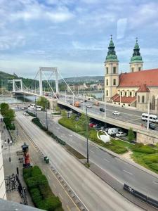 Central City & Danube View 1056 Budapest, Duna utca 3 kép - 2