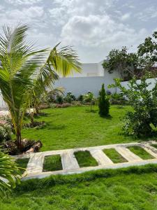 Foto dalla galleria di Villa chez Josy et Phil chambre d'hôte a Somone