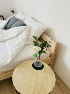 Posteľ alebo postele v izbe v ubytovaní Land House