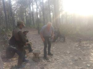 Oaspeți care stau la Jungle Base Camp